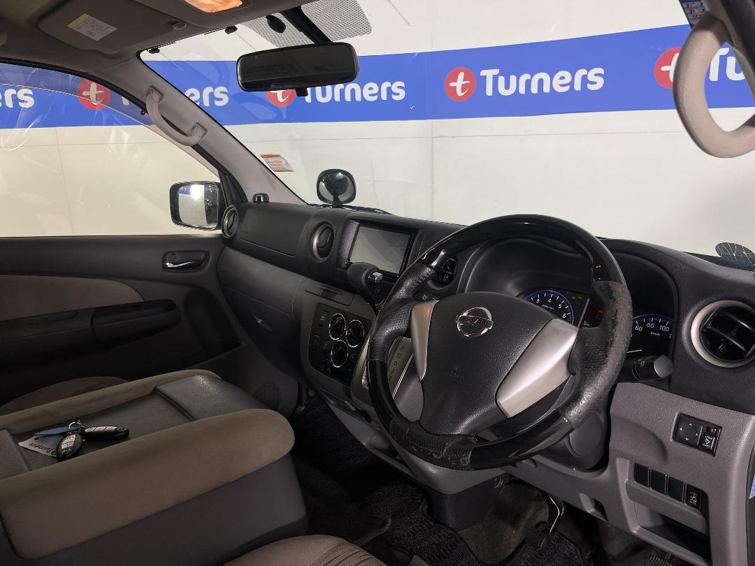 Photo '16' of Nissan NV350 Photo '16' of Nissan NV350