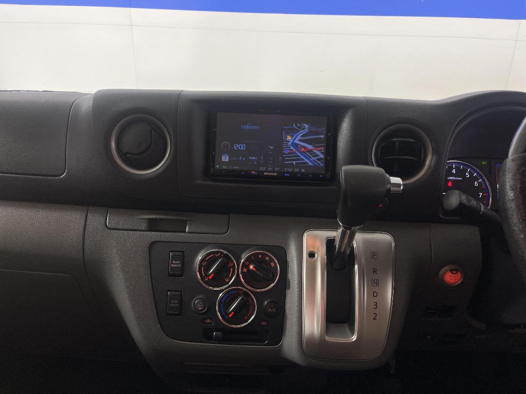 Photo '18' of Nissan NV350 Photo '18' of Nissan NV350