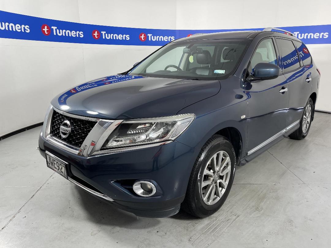 Photo '4' of Nissan Pathfinder