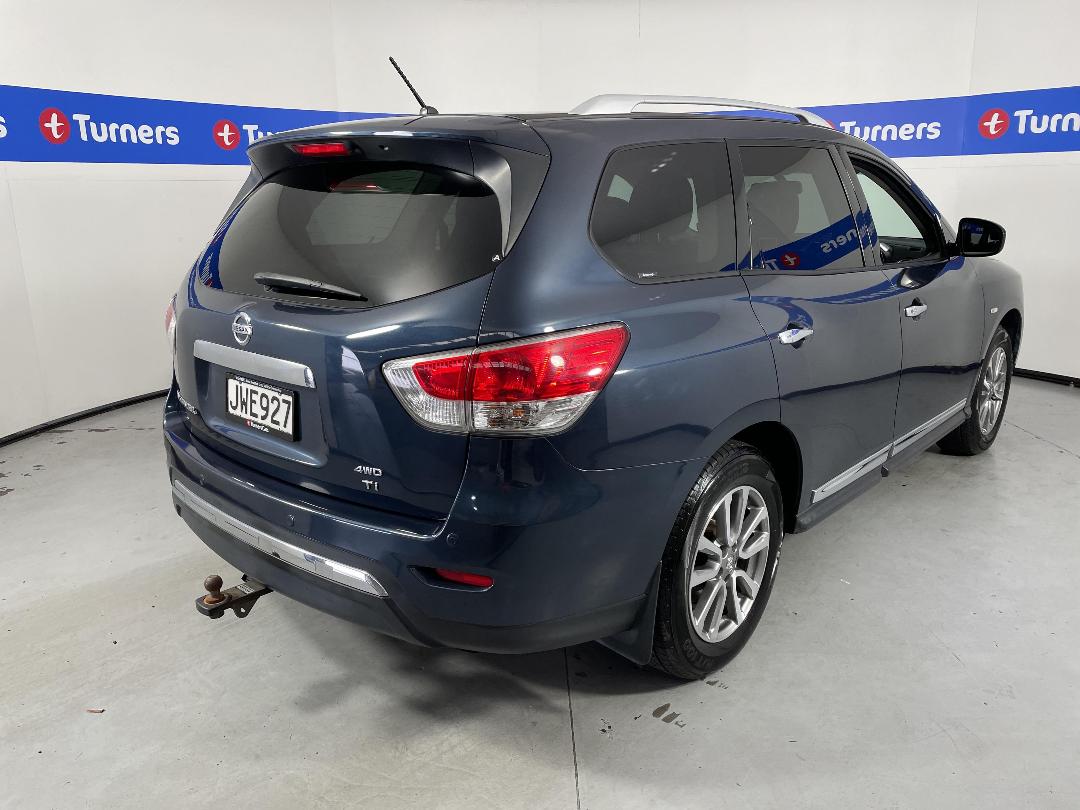 Photo '7' of Nissan Pathfinder