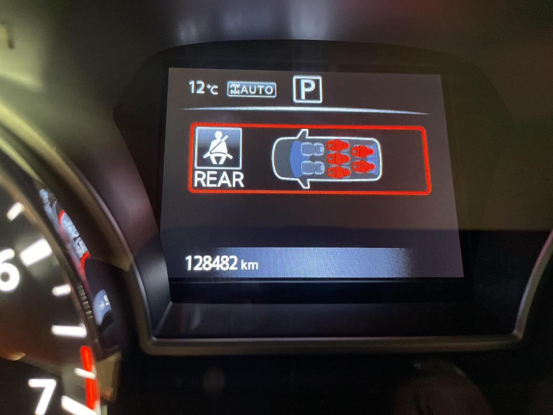 Photo '21' of Nissan Pathfinder