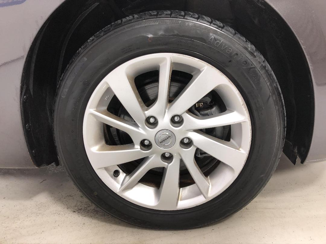 Photo '9' of Nissan Pulsar Photo '9' of Nissan Pulsar