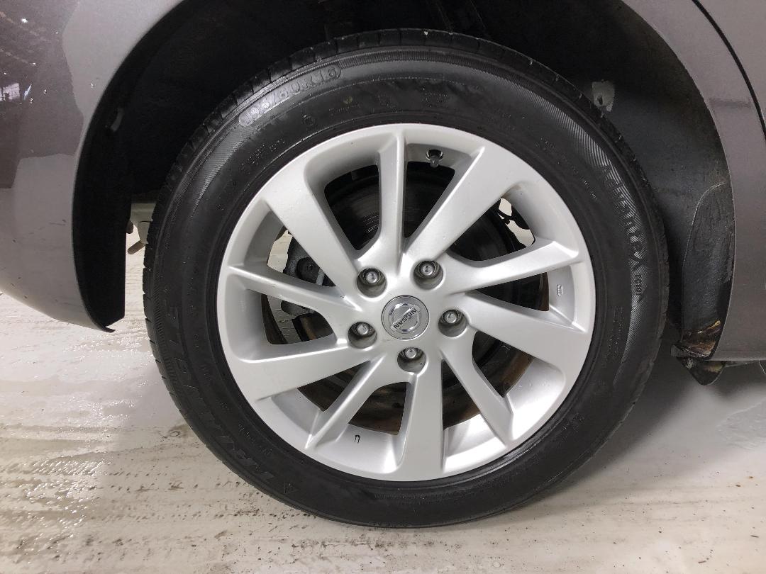 Photo '12' of Nissan Pulsar Photo '12' of Nissan Pulsar