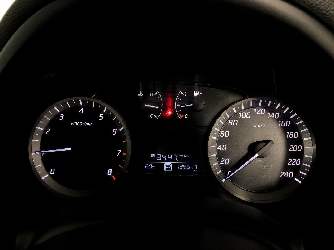 Photo '21' of Nissan Pulsar Photo '21' of Nissan Pulsar