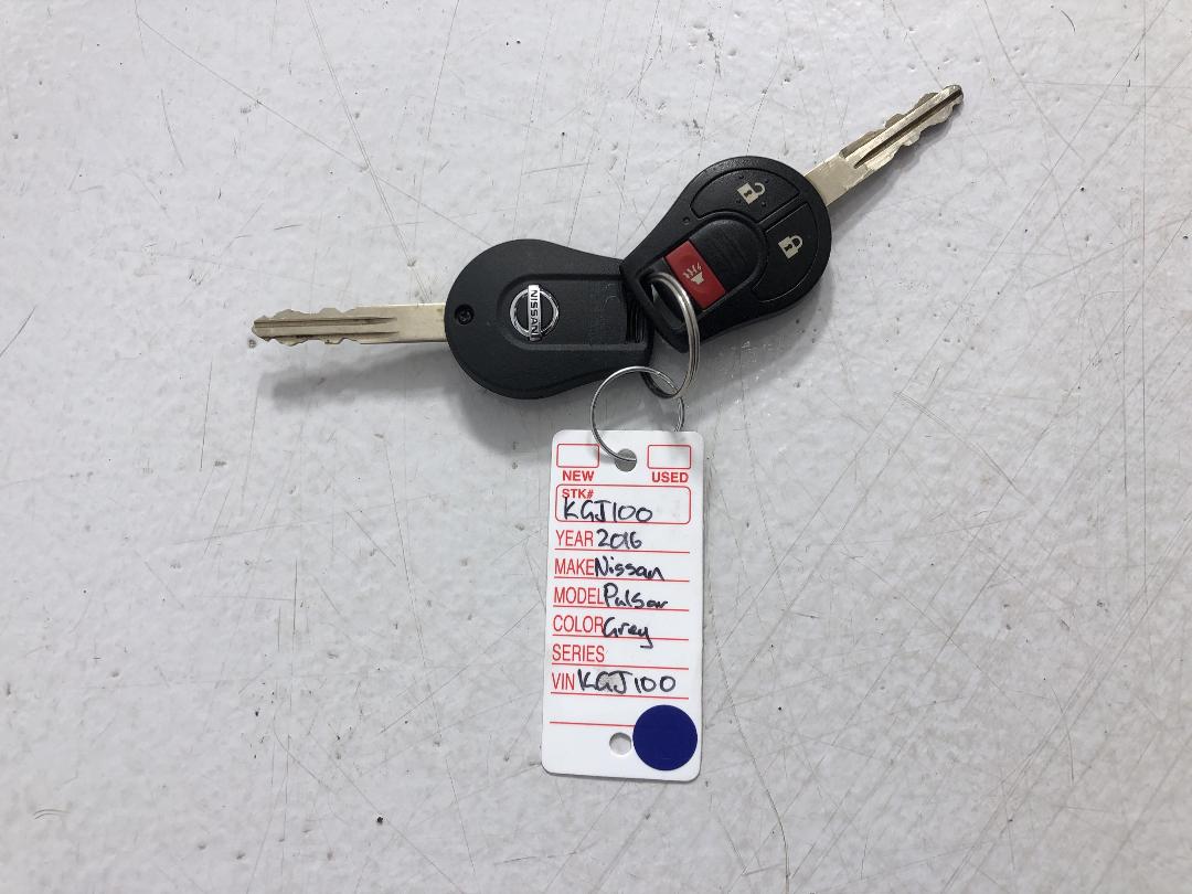 Photo '22' of Nissan Pulsar Photo '22' of Nissan Pulsar