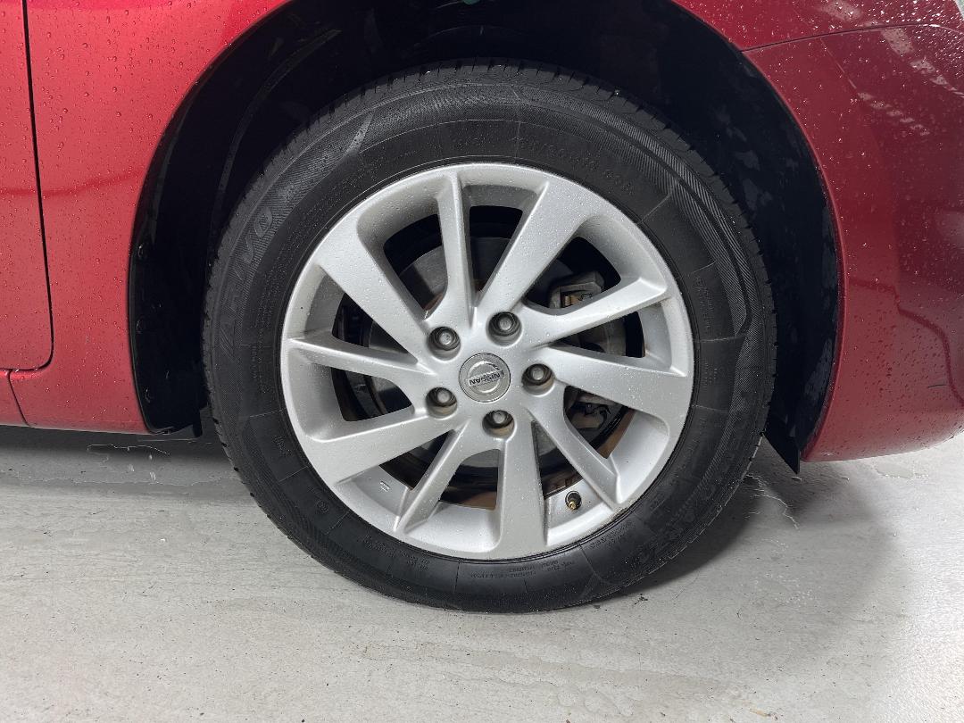 Photo '9' of Nissan Pulsar Photo '9' of Nissan Pulsar