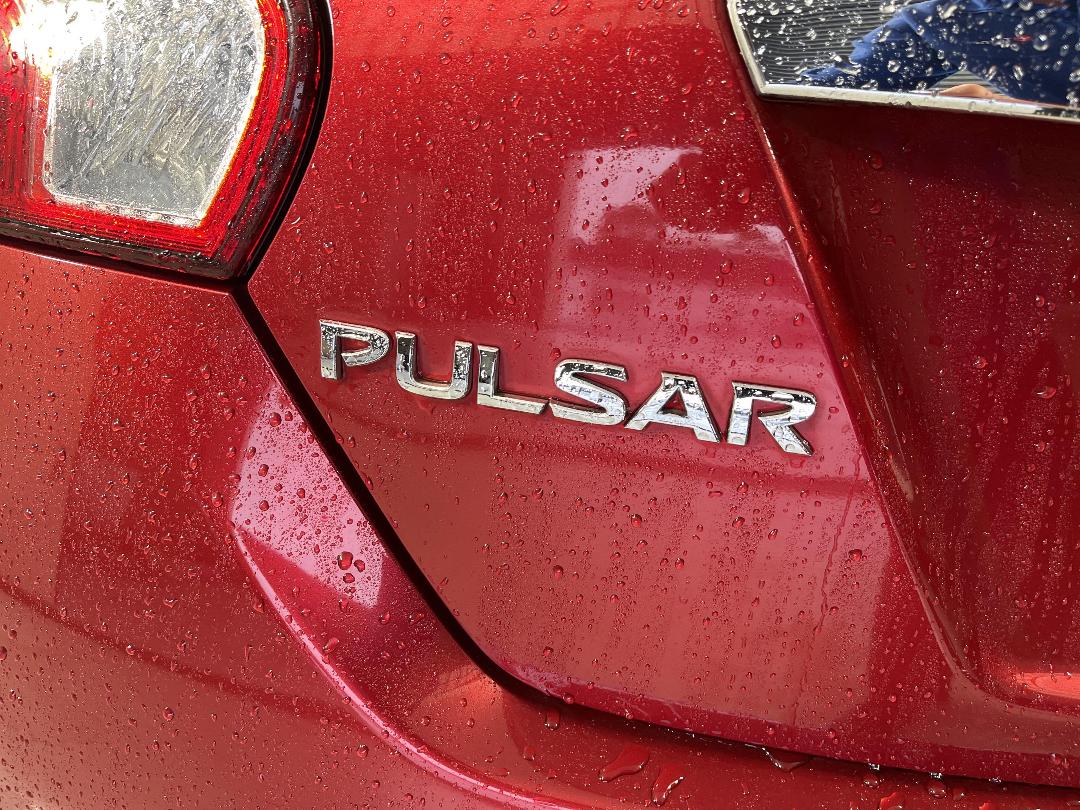 Photo '24' of Nissan Pulsar Photo '24' of Nissan Pulsar