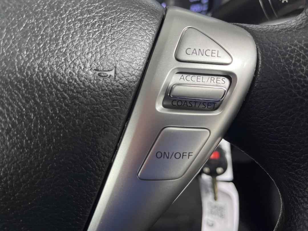 Photo '26' of Nissan Pulsar Photo '26' of Nissan Pulsar