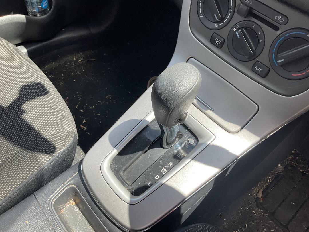 Photo '15' of Nissan Pulsar ST Photo '15' of Nissan Pulsar ST