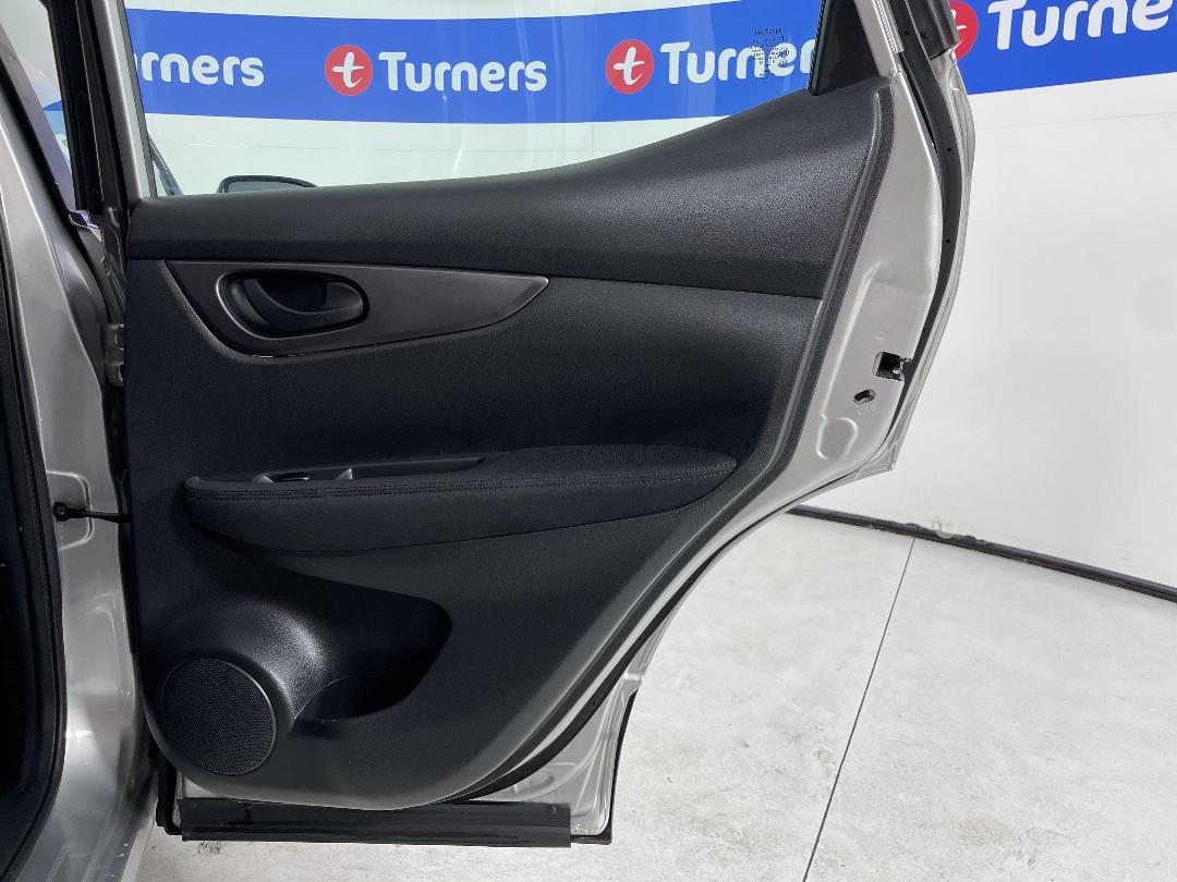 Photo '19' of Nissan Qashqai