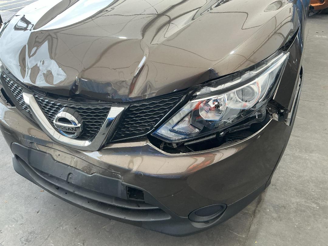 Photo '8' of Nissan Qashqai ST