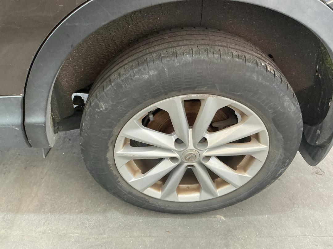 Photo '14' of Nissan Qashqai ST