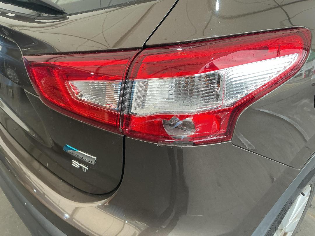 Photo '20' of Nissan Qashqai ST