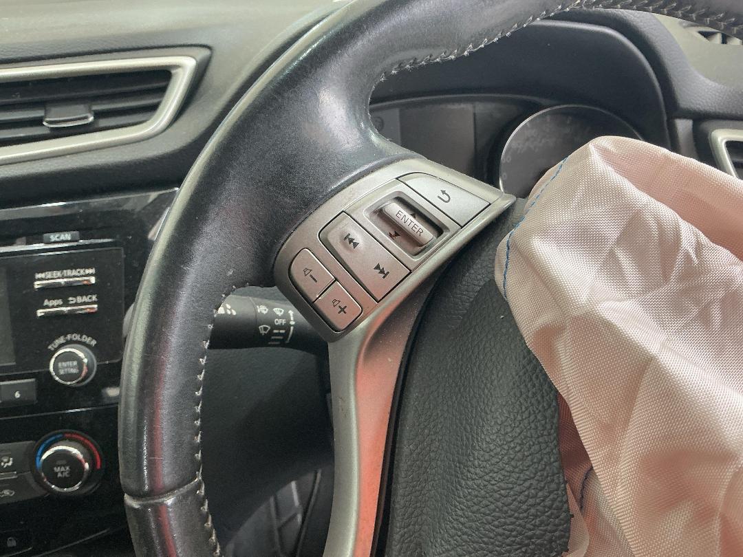 Photo '29' of Nissan Qashqai ST