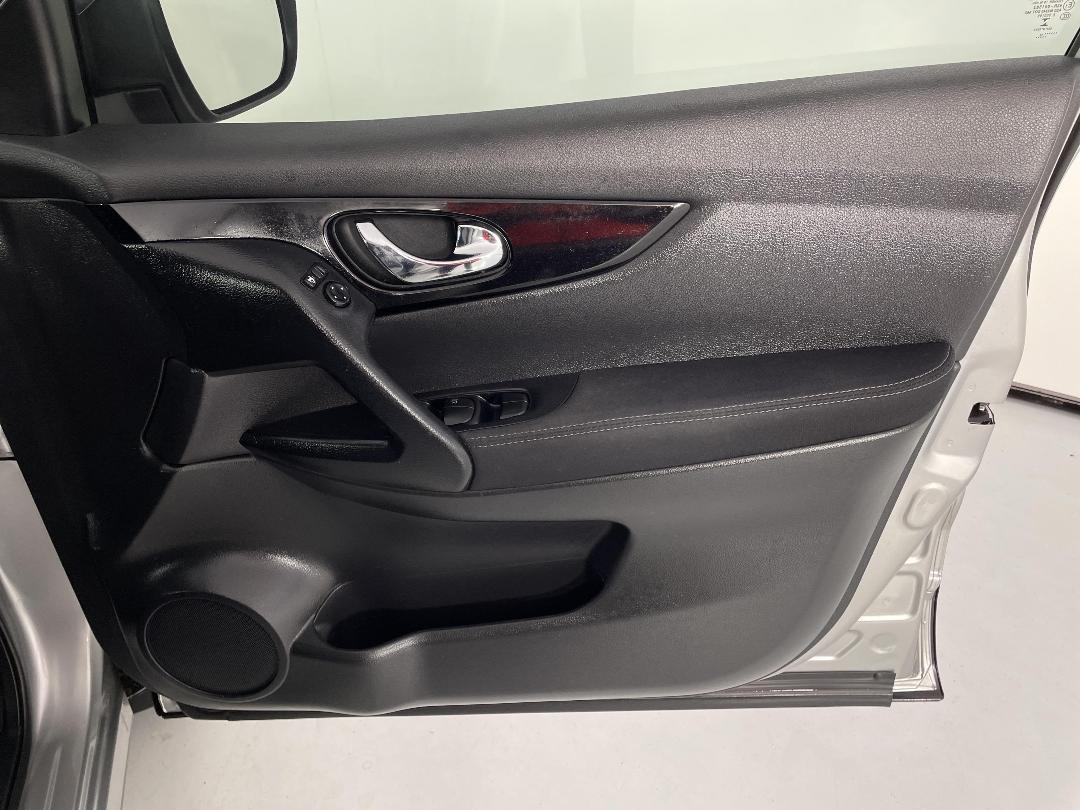 Photo '15' of Nissan Qashqai