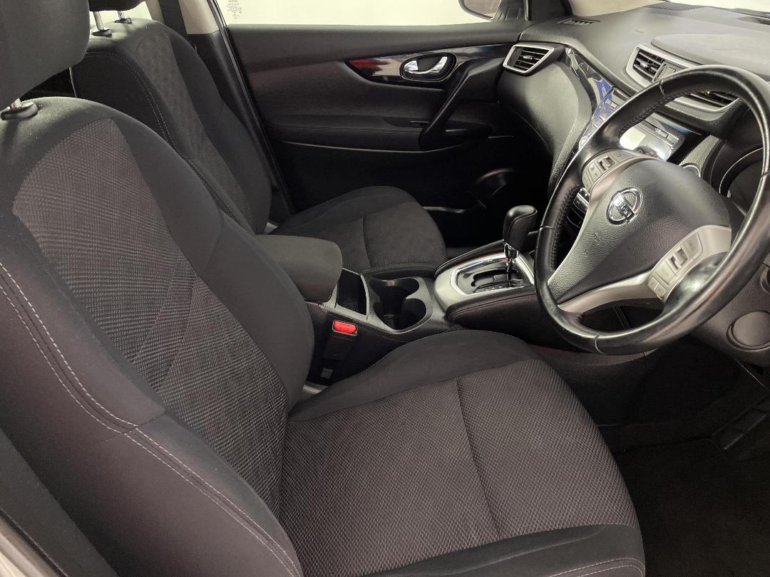 Photo '16' of Nissan Qashqai