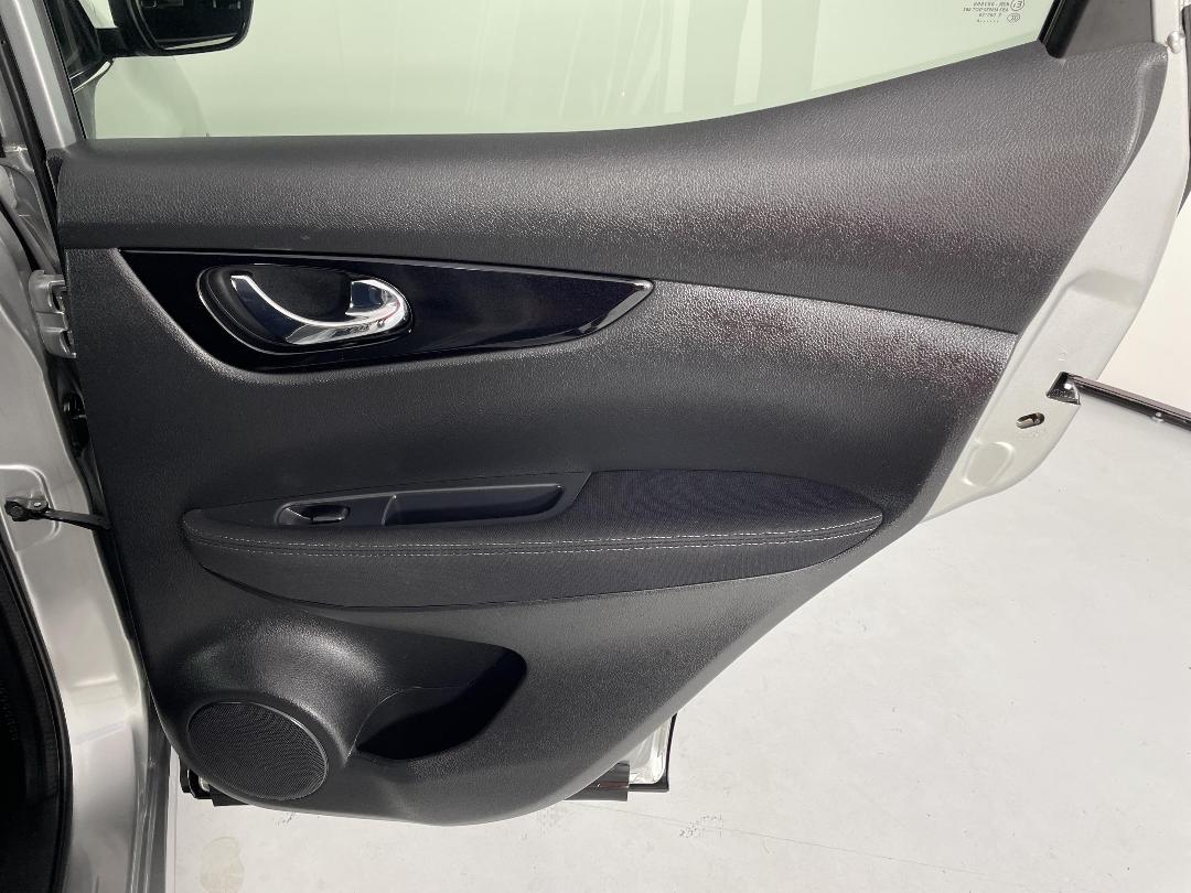 Photo '19' of Nissan Qashqai