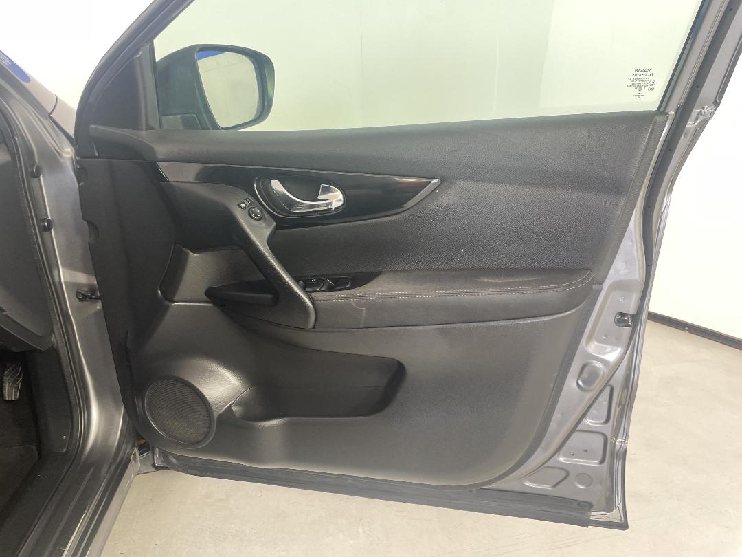 Photo '15' of Nissan Qashqai Photo '15' of Nissan Qashqai