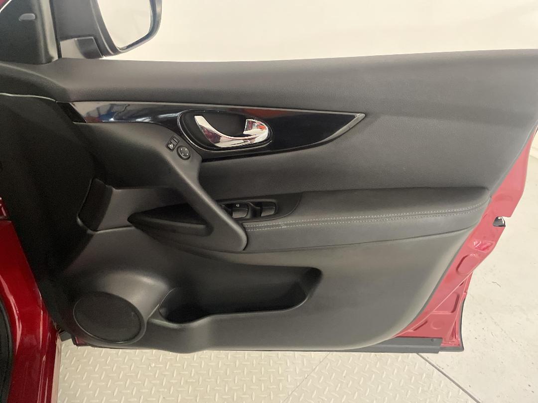 Photo '15' of Nissan Qashqai