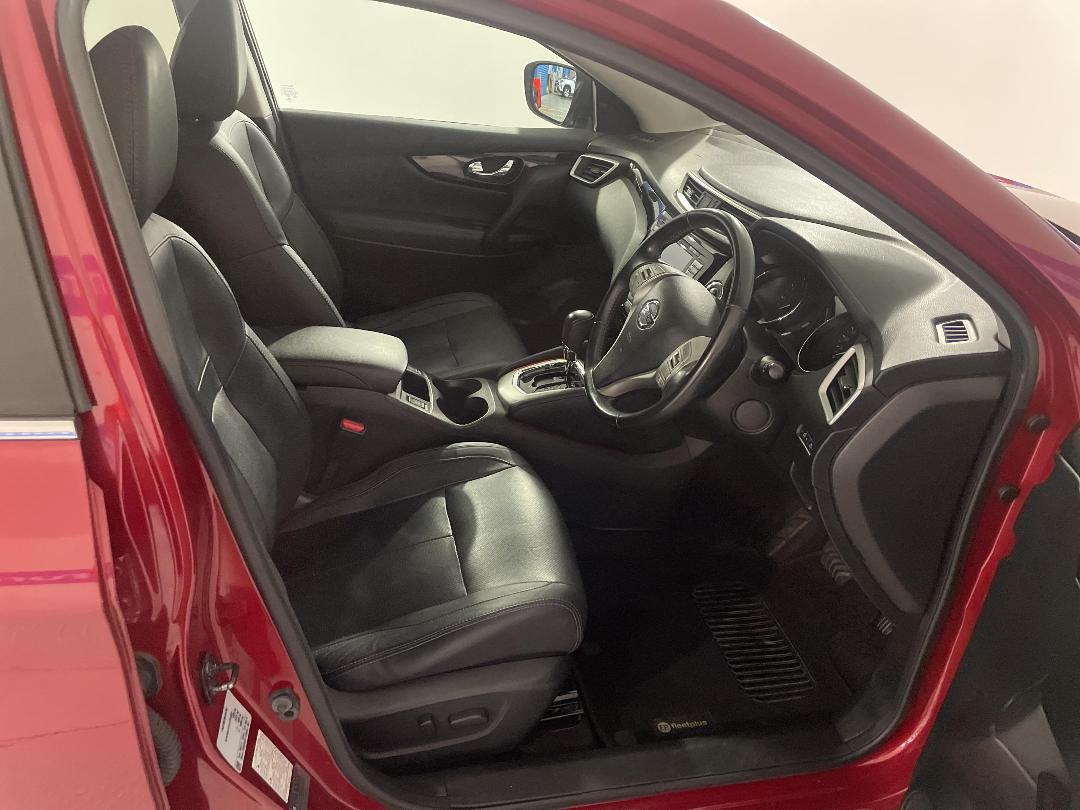 Photo '16' of Nissan Qashqai