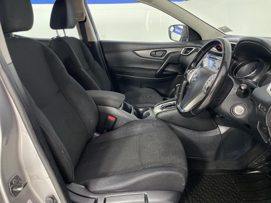 Photo '16' of Nissan Qashqai