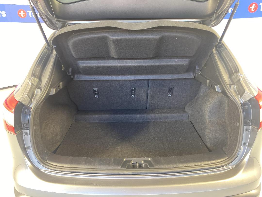 Photo '14' of Nissan Qashqai Photo '14' of Nissan Qashqai