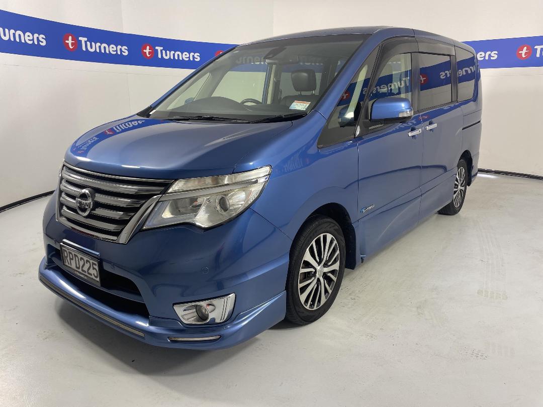 Photo '4' of Nissan Serena