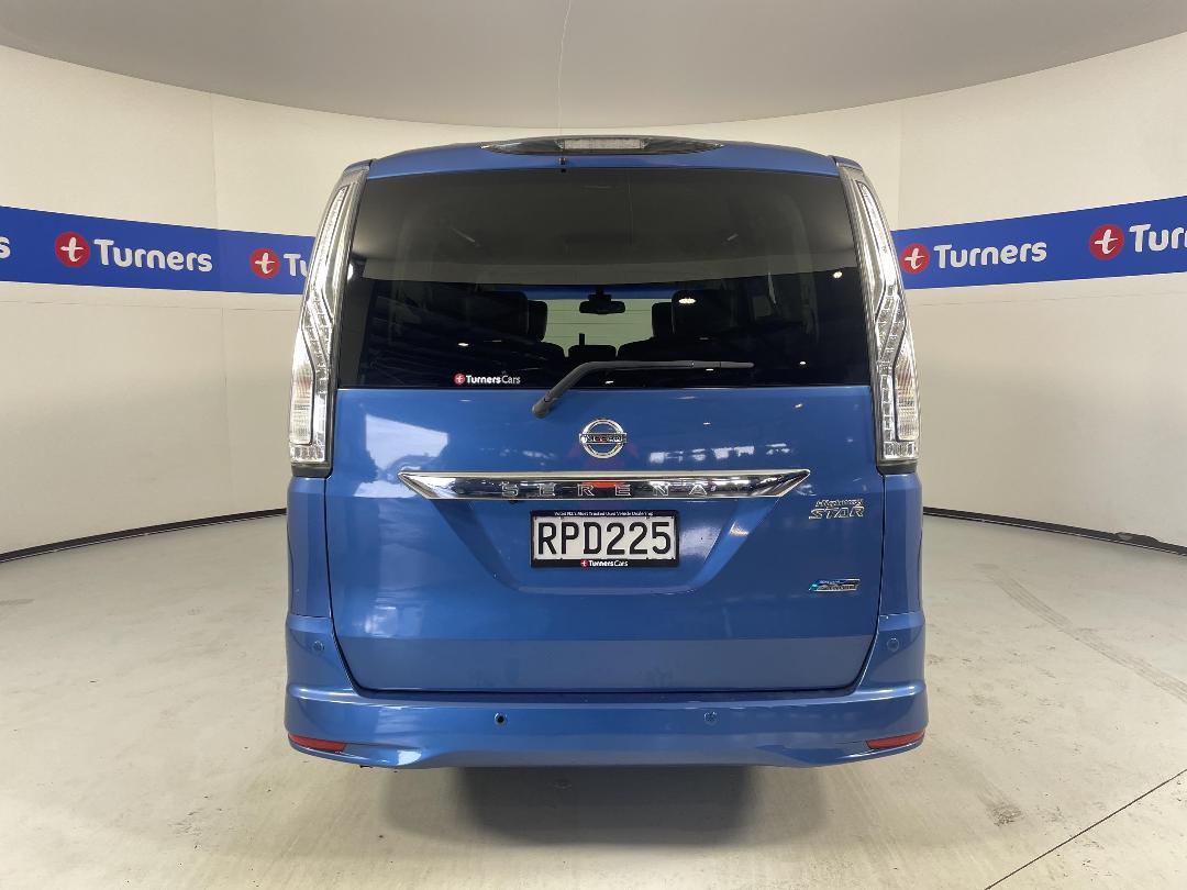 Photo '6' of Nissan Serena