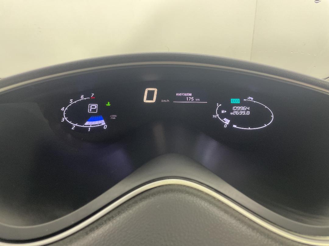 Photo '20' of Nissan Serena