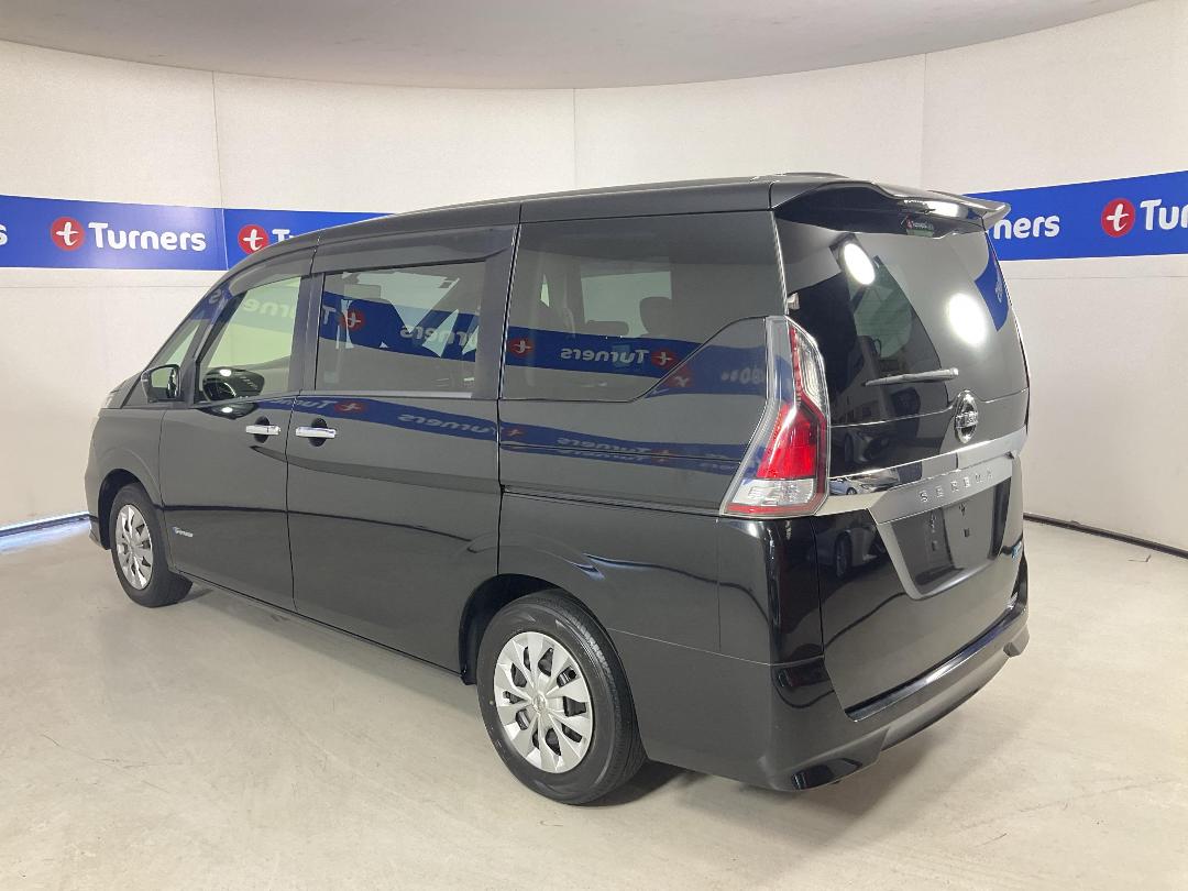 Photo '5' of Nissan Serena