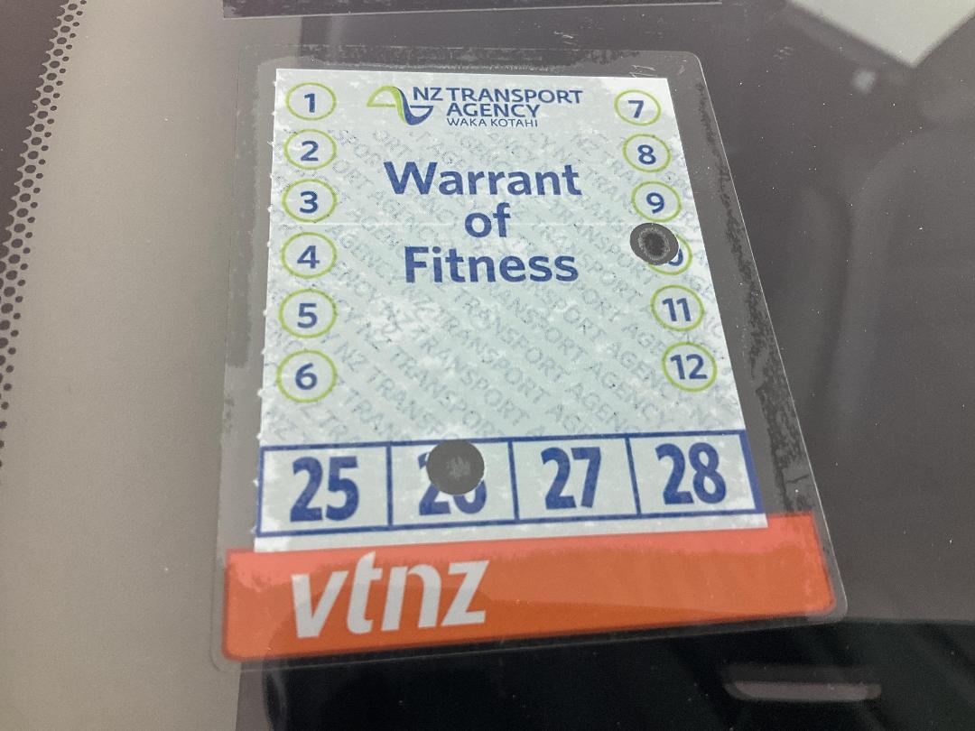 Photo '22' of Nissan Serena