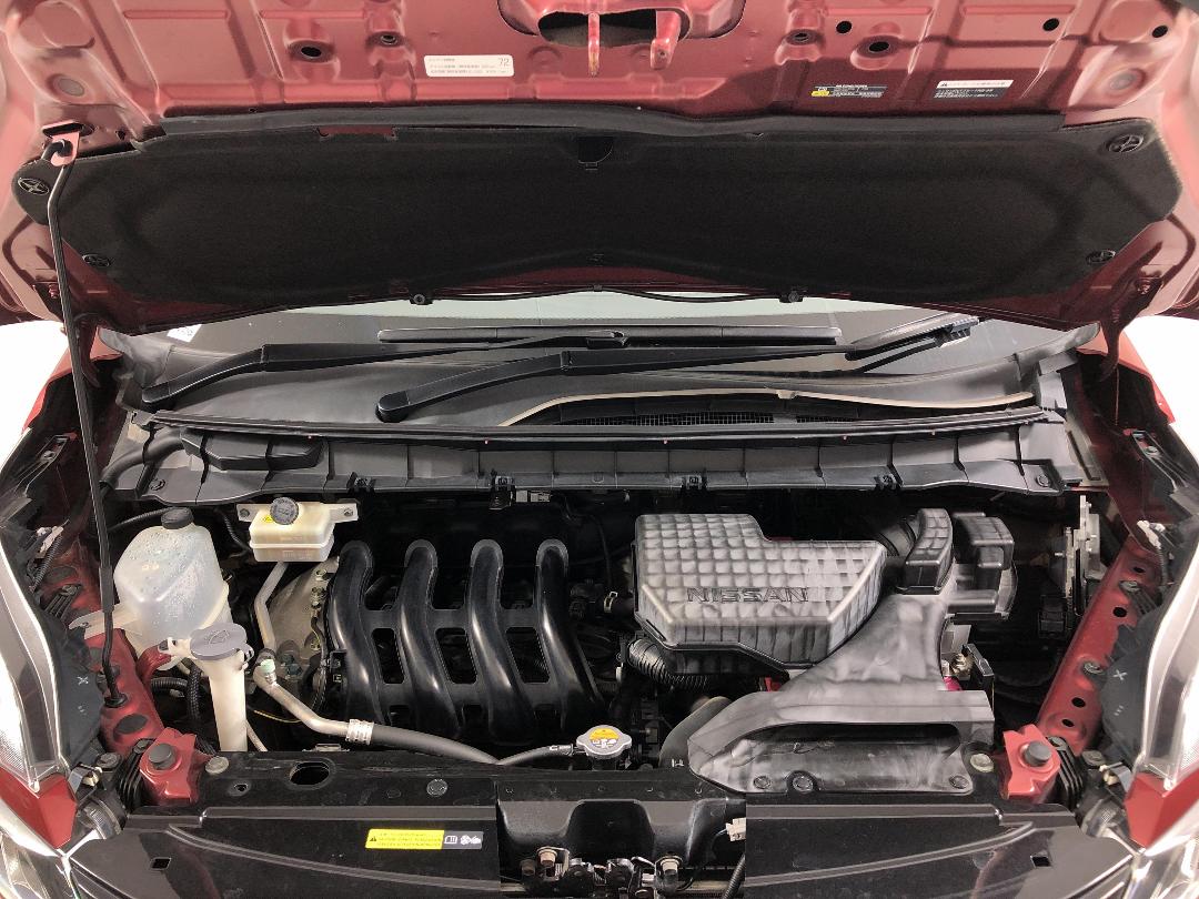 Photo '13' of Nissan Serena