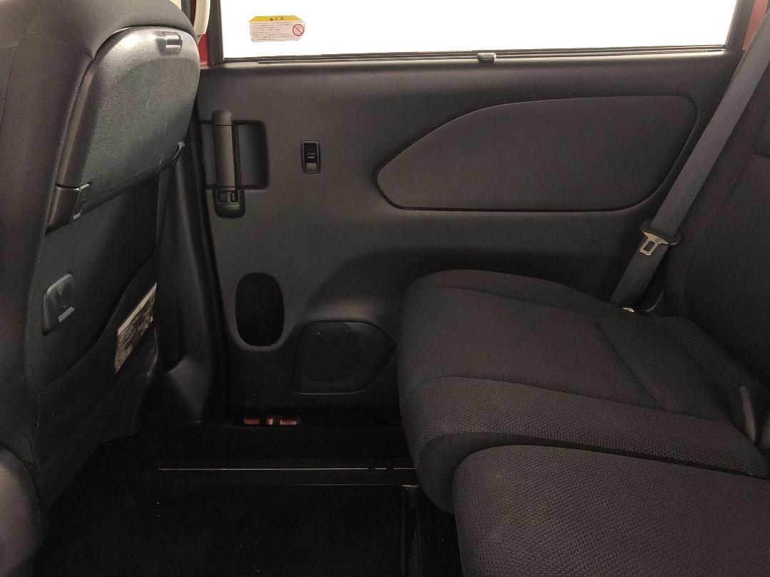 Photo '19' of Nissan Serena