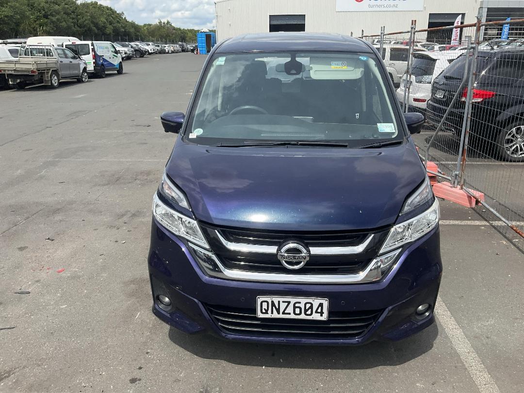 Photo '5' of Nissan Serena