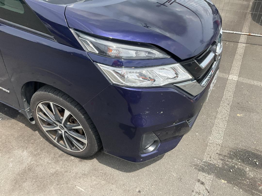 Photo '4' of Nissan Serena