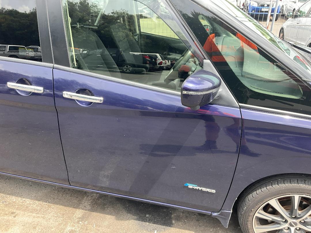 Photo '3' of Nissan Serena