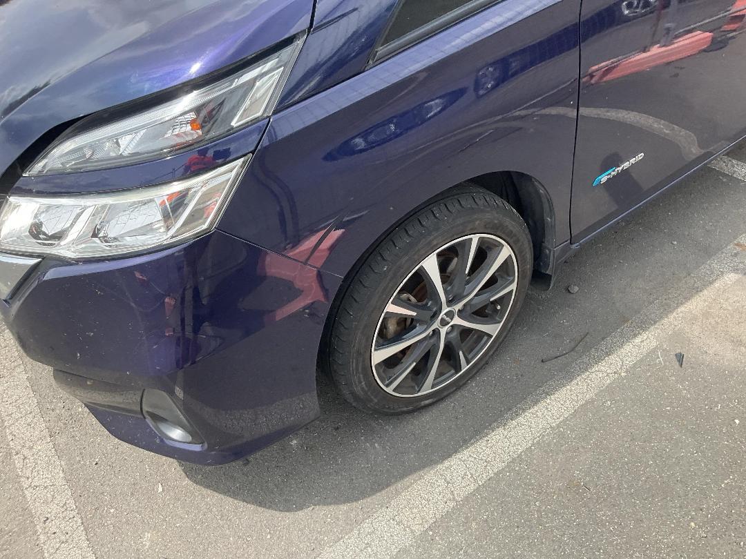 Photo '7' of Nissan Serena