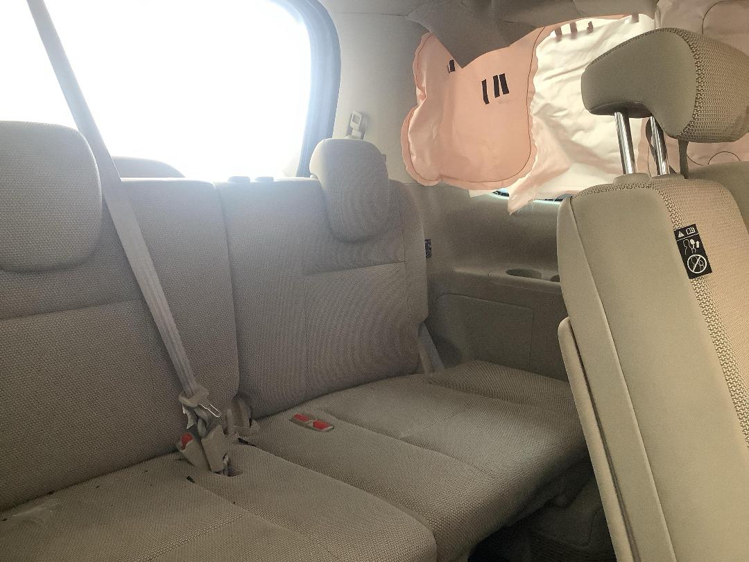 Photo '19' of Nissan Serena