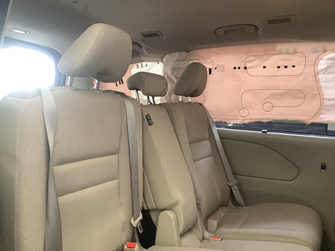 Photo '21' of Nissan Serena