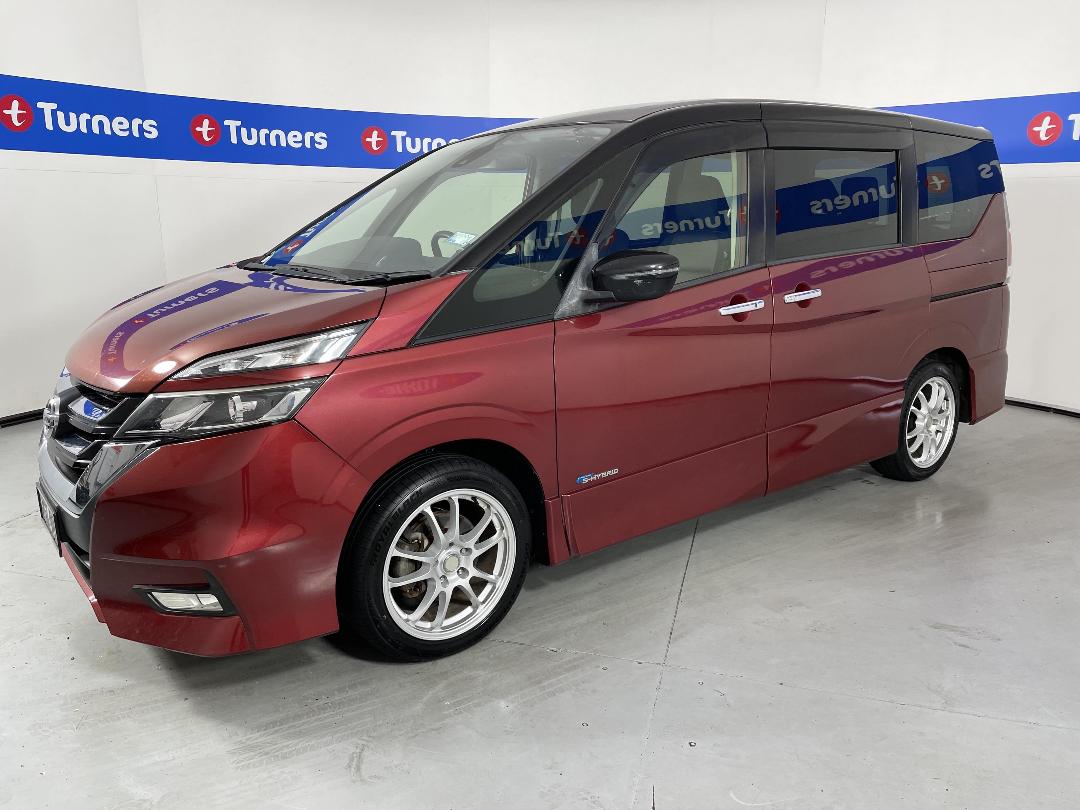 Photo '4' of Nissan Serena