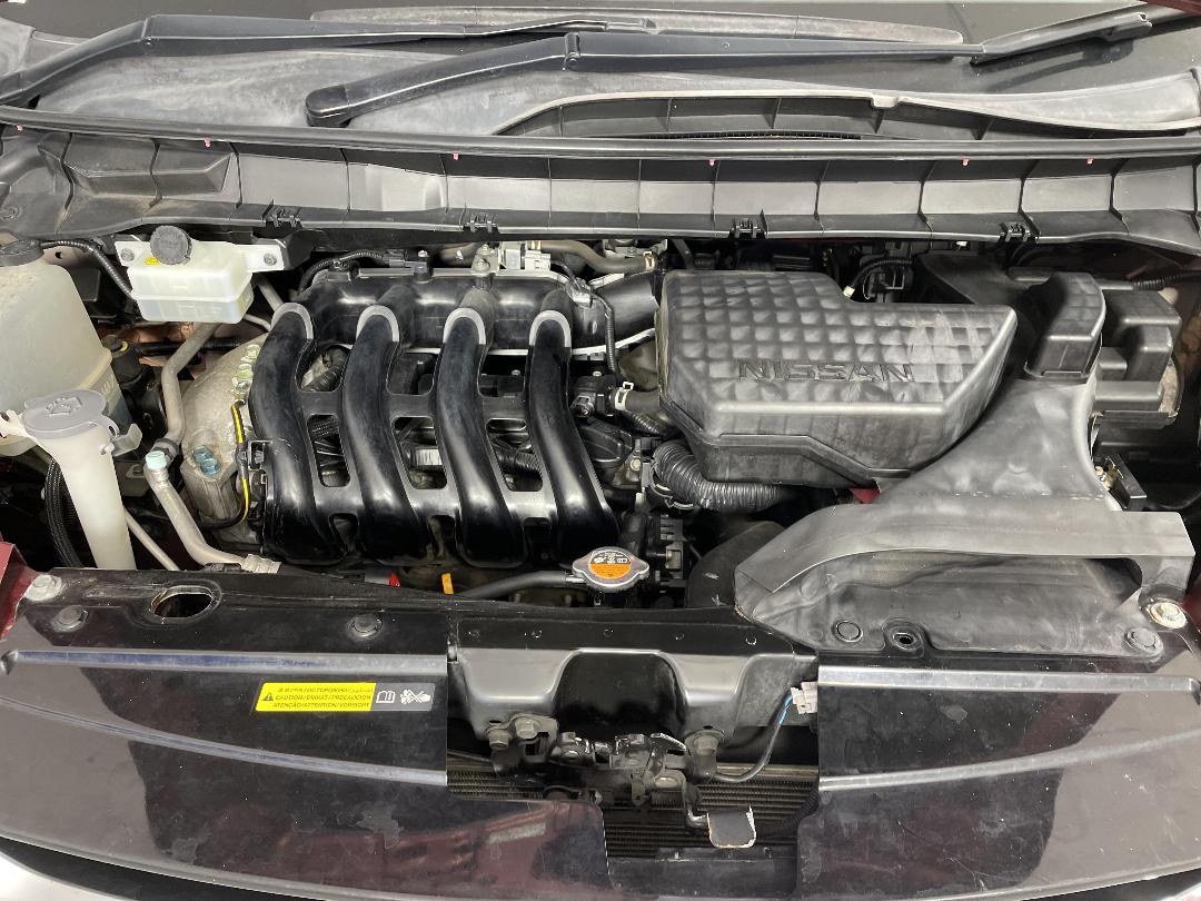 Photo '13' of Nissan Serena