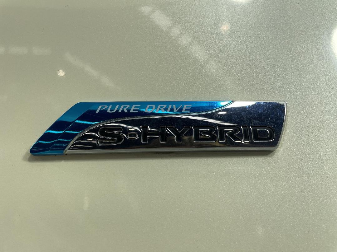 Photo '28' of Nissan Serena