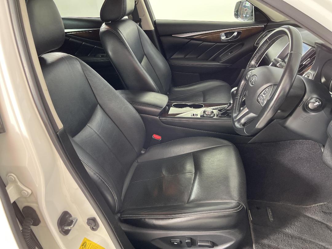 Photo '16' of Nissan Skyline Photo '16' of Nissan Skyline