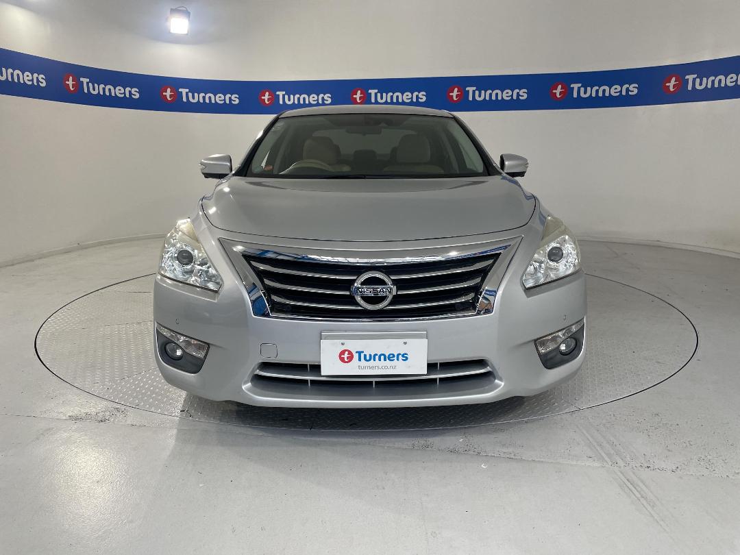 Photo '2' of Nissan Teana