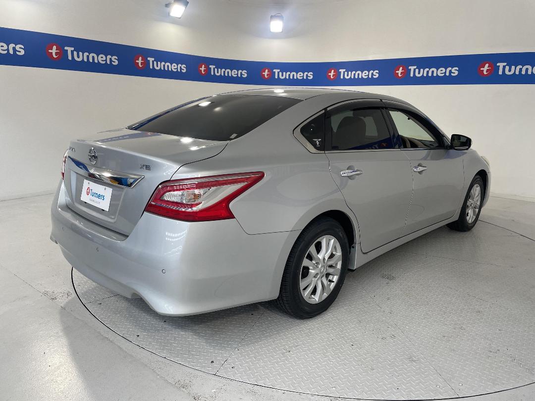 Photo '7' of Nissan Teana