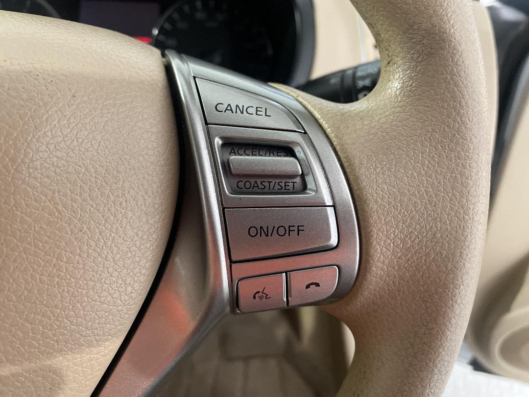 Photo '26' of Nissan Teana