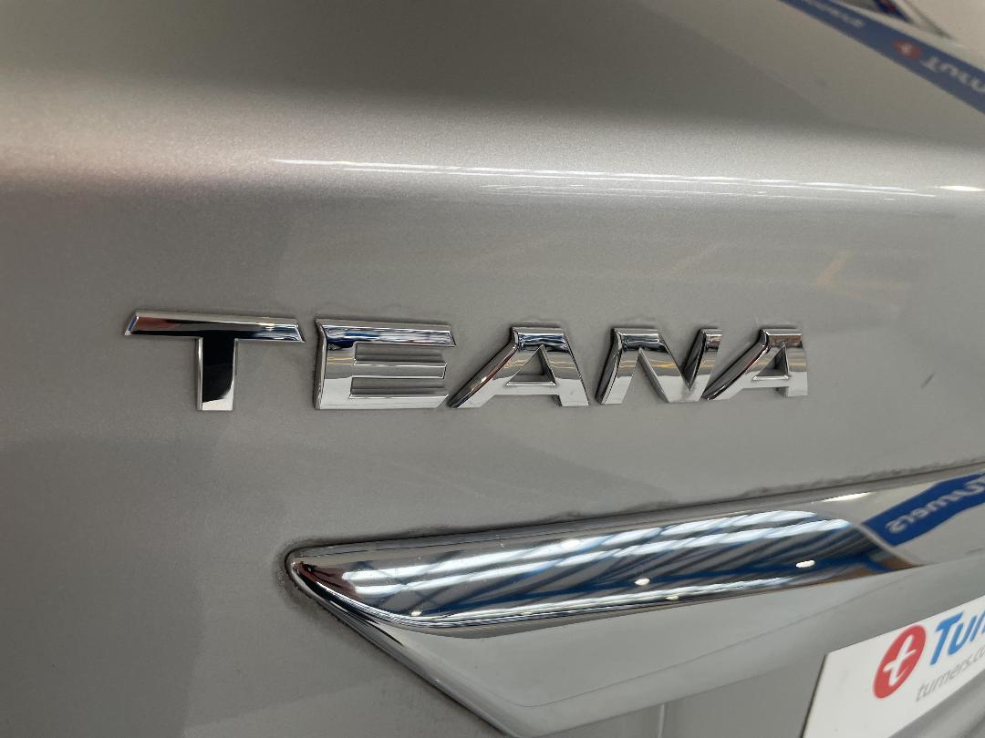 Photo '35' of Nissan Teana