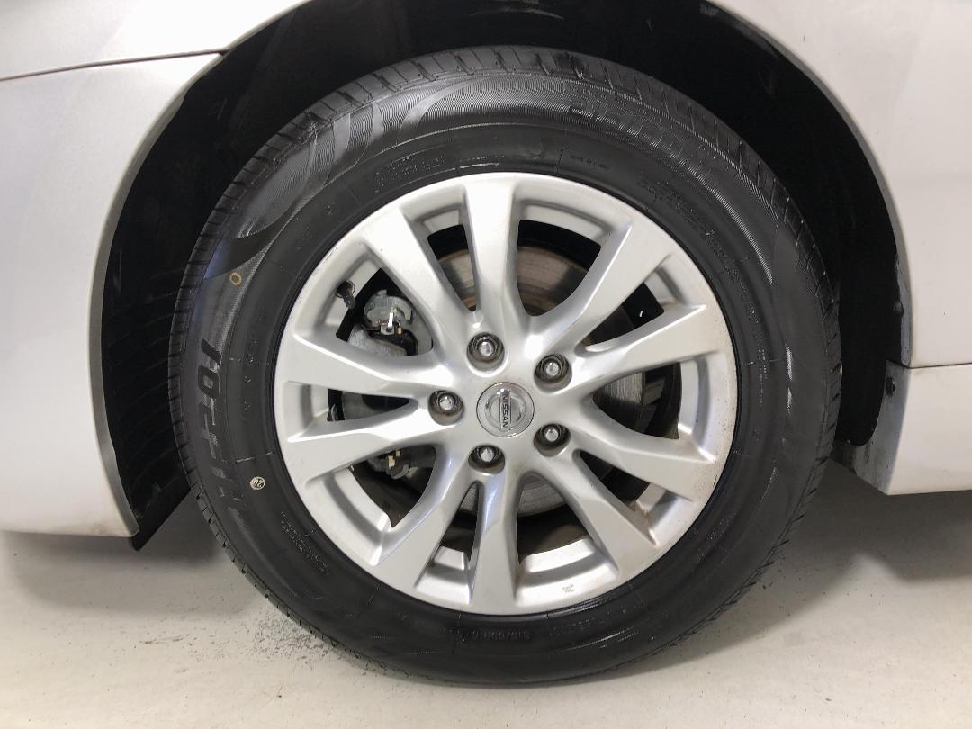 Photo '10' of Nissan Teana Photo '10' of Nissan Teana