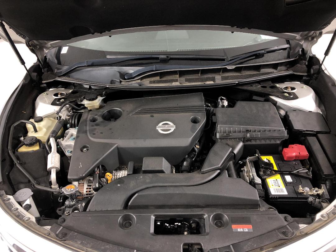 Photo '13' of Nissan Teana Photo '13' of Nissan Teana