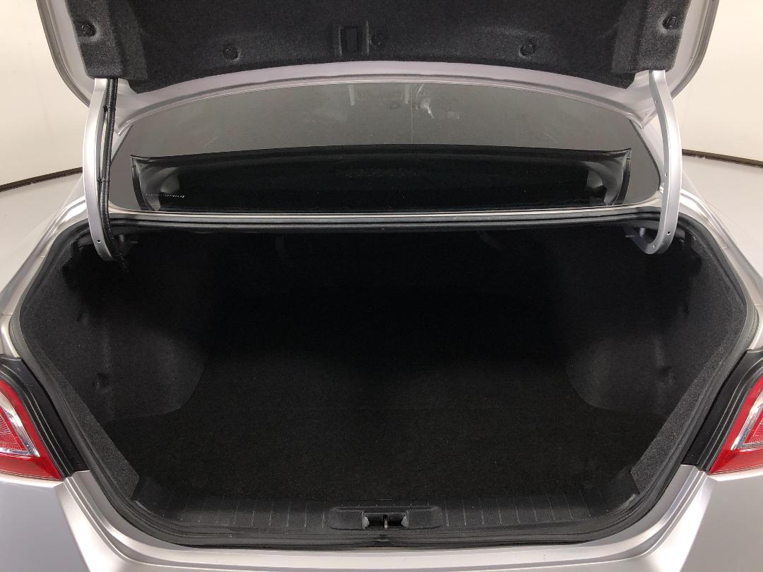 Photo '14' of Nissan Teana Photo '14' of Nissan Teana